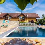 Otel Vitalhotel Marienhof Velden am Wörthersee