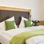Otel Vitalhotel Marienhof Velden am Wörthersee