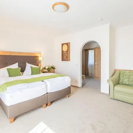 Vitalhotel Marienhof Hotel Velden am Woerthersee