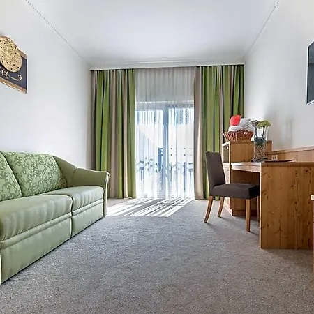 Vitalhotel Marienhof Hotel Velden am Woerthersee